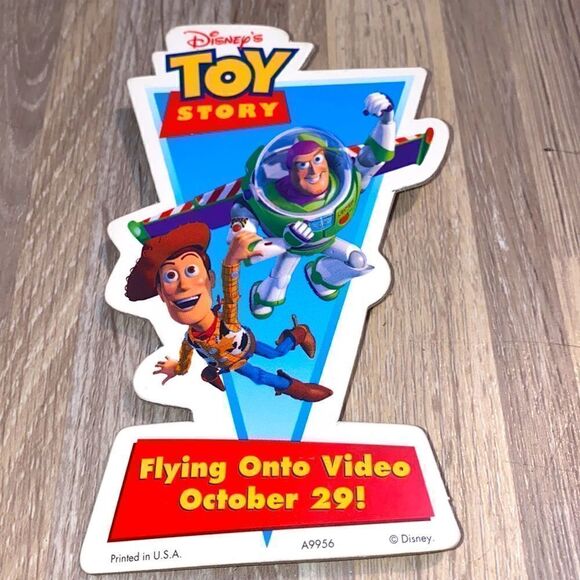 Toy Story Disney Movie Promo Pin with Buzz and Woody Vintage Pixar Tom Hanks euc - Picture 4 of 4